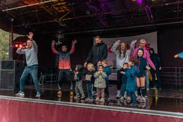 Kinderen op het podium